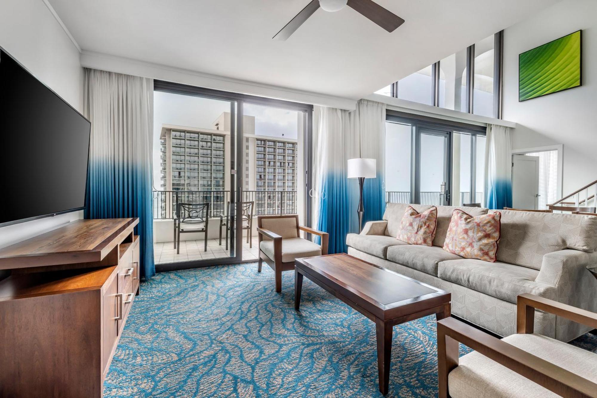 Resort Hilton Grand Vacations Club At Hilton Hawaiian Village 3*